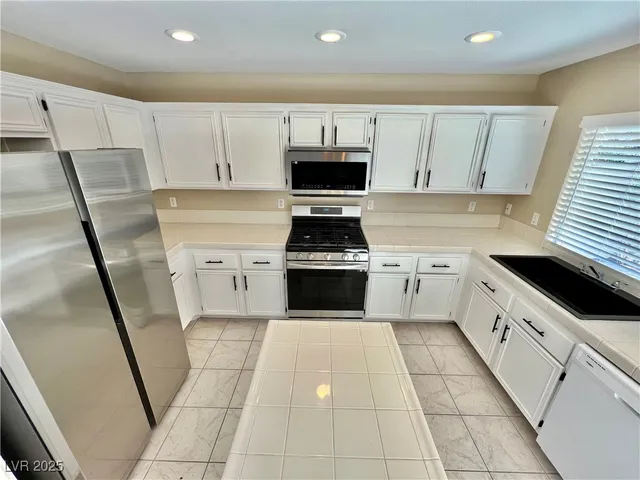 $2,495 | 10247 Trailing Dalea Avenue, Las Vegas, NV 89135