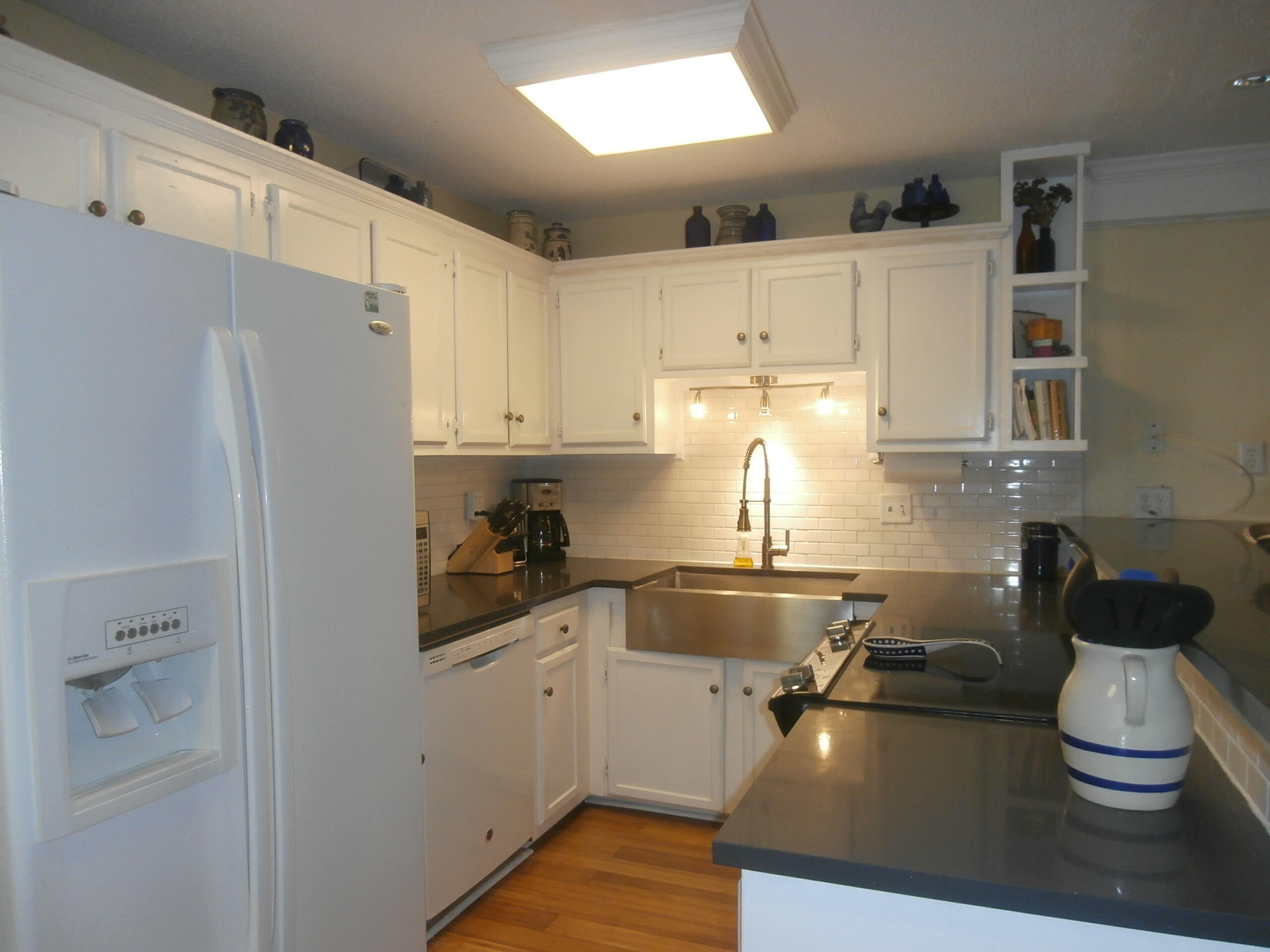 1142 Rosemead Road Mount Pleasant, SC 29464 - Photo 5 of 36 Rosmead interior (45)
