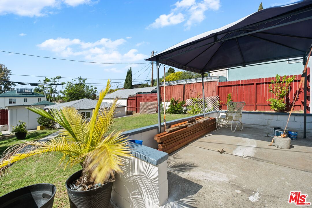 3493 Meier Street Los Angeles, CA 90066 - Photo 25 of 31 a view of a swimming pool with a patio