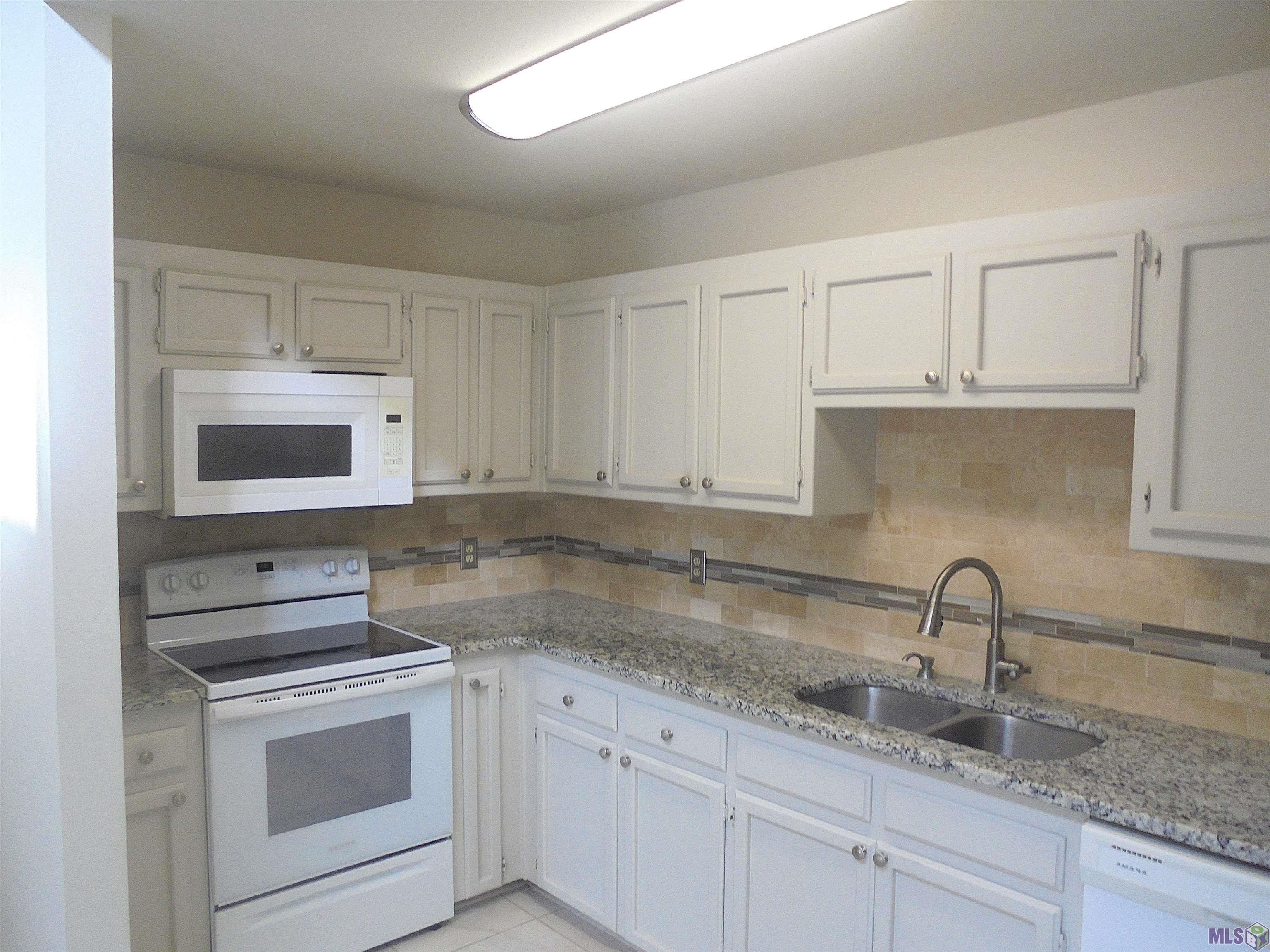 9635 Siegen Lane St. George, LA 70810 - Photo 8 of 18