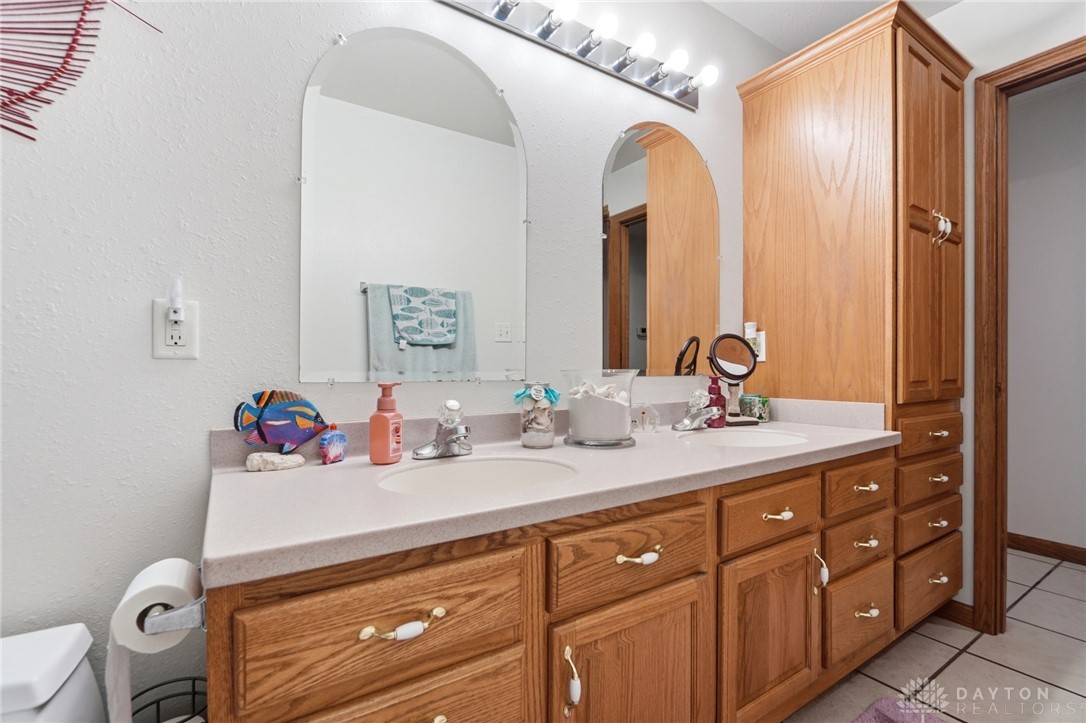 8400 North Montgomery County Line Road Brookville, OH 45309 - Photo 51 of 72