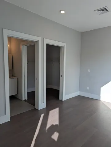 $3,100 | 3193 Washington Street, Unit PH3, Boston, MA 02130