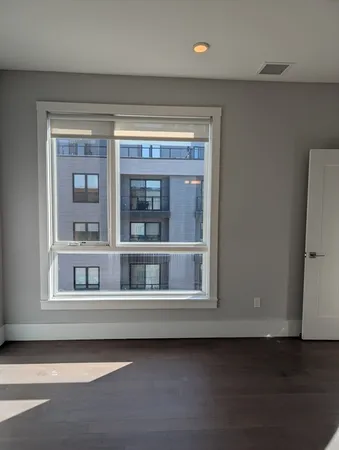 $3,100 | 3193 Washington Street, Unit PH3, Boston, MA 02130
