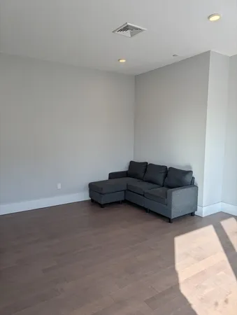 $3,100 | 3193 Washington Street, Unit PH3, Boston, MA 02130