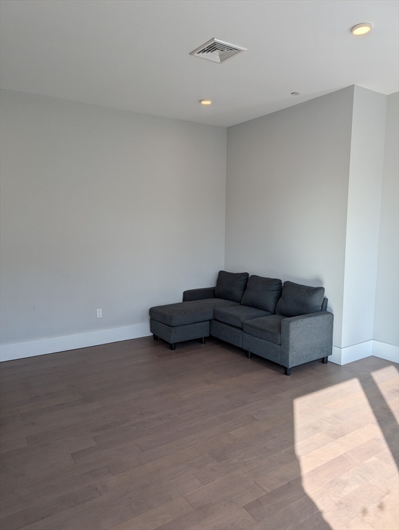 3193 Washington Street, Unit PH3 Boston, MA 02130 - Photo 10 of 15