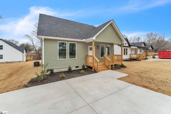 $265,000 | 181 Dodd Street, Wellford, SC 29385