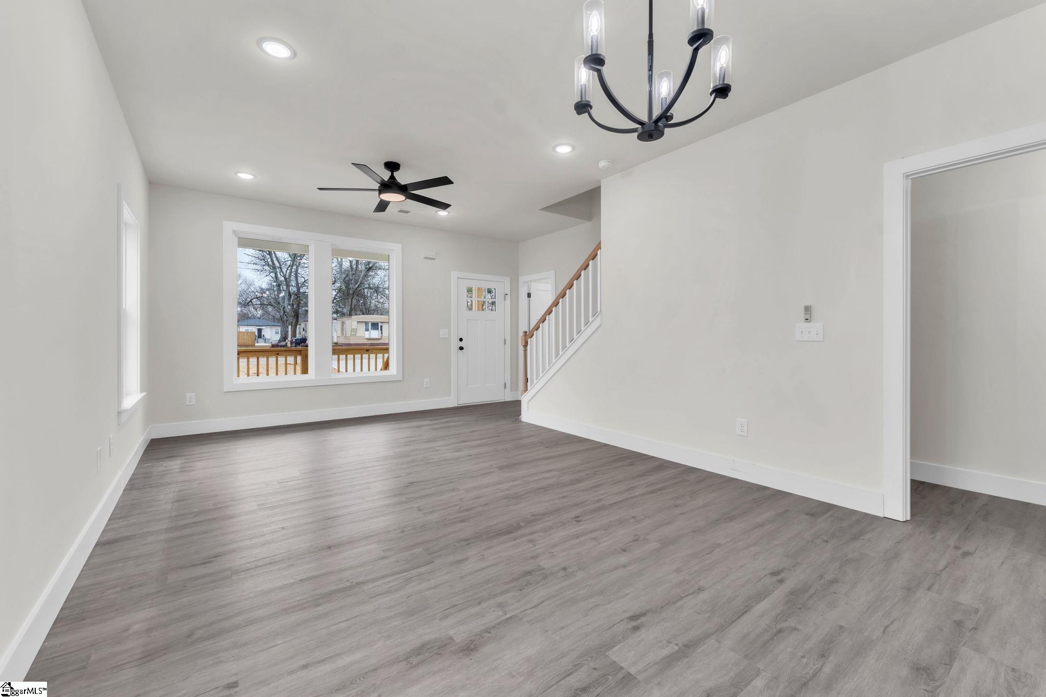 181 Dodd Street Wellford, SC 29385 - Photo 5 of 25