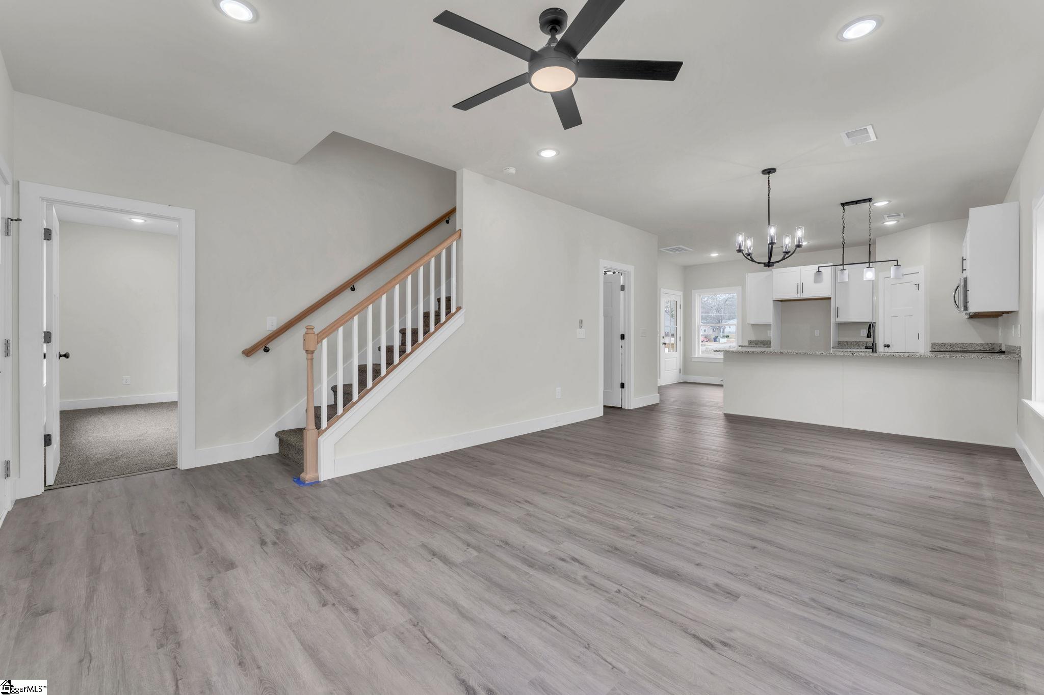 181 Dodd Street Wellford, SC 29385 - Photo 6 of 25