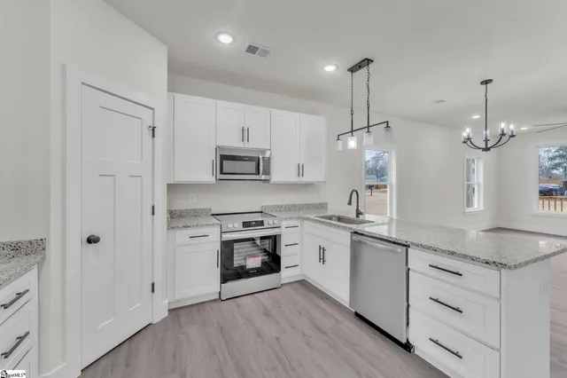 $265,000 | 181 Dodd Street, Wellford, SC 29385