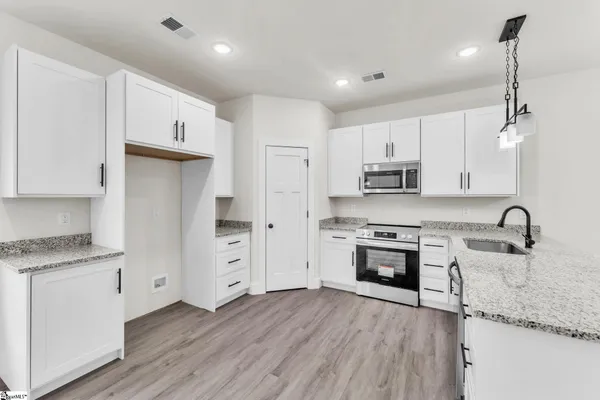 $265,000 | 181 Dodd Street, Wellford, SC 29385