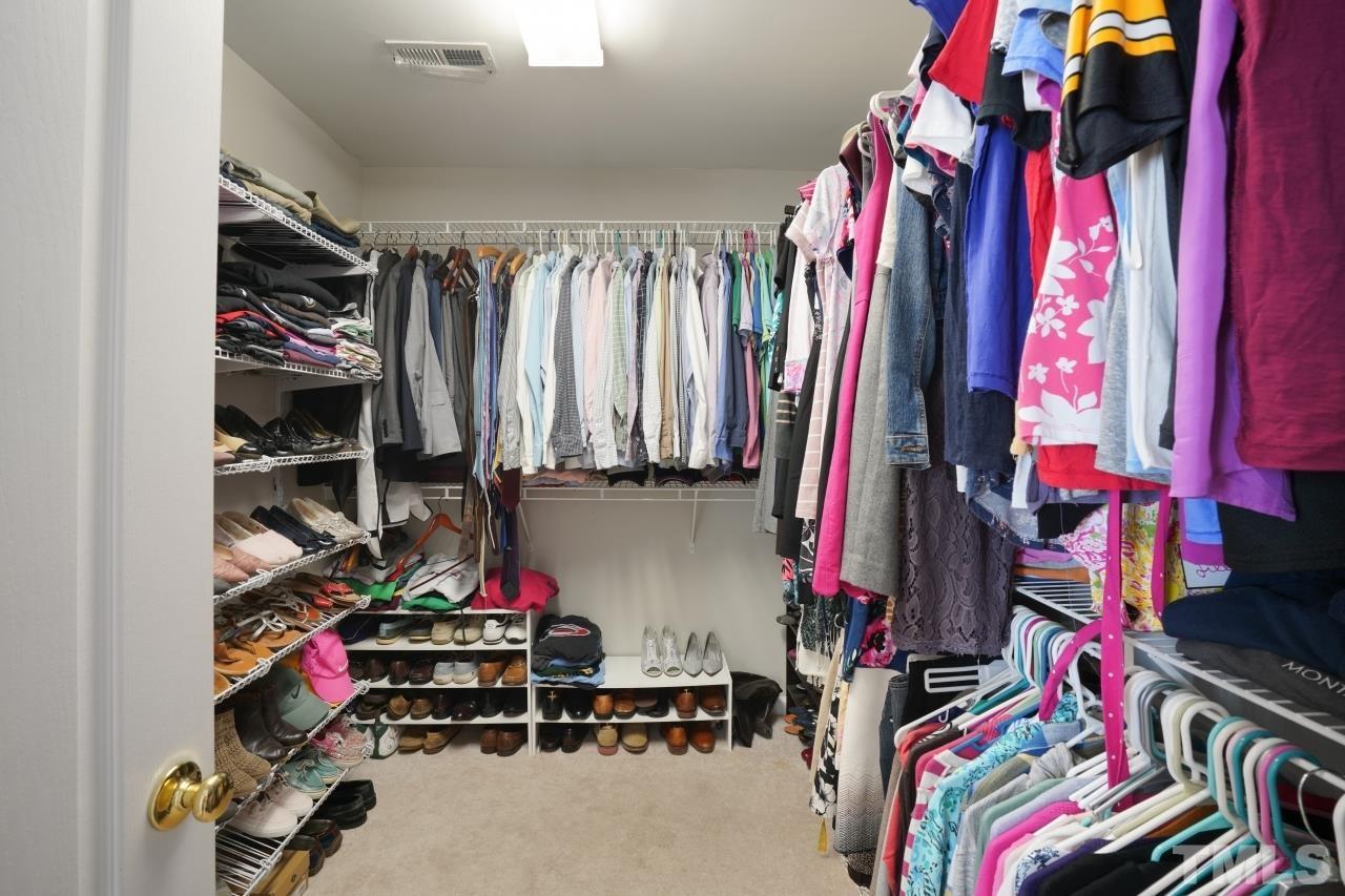 7588 Silver View Lane Raleigh, NC 27613 - Photo 19 of 30 Gallery Image 19