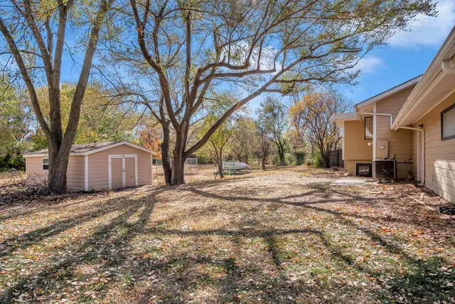 $320,000 | 328 Mockingbird Lane, Newton, KS 67114