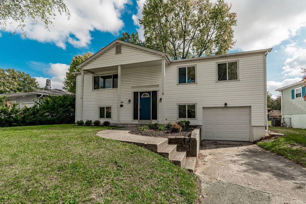 1864 Woodcrest Road Columbus, OH 43232 - Photo 1 of 20 R1 (1)