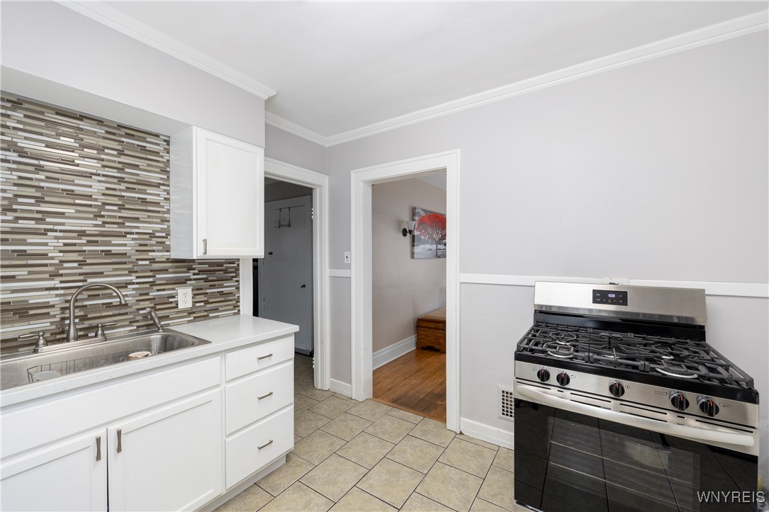 121 Hartwell Road Buffalo, NY 14216 - Photo 8 of 20