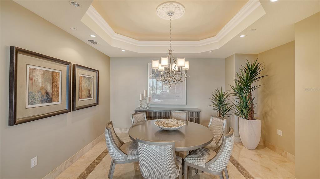 464 Golden Gate Point, Unit 702 Sarasota, FL 34236 - Photo 16 of 55