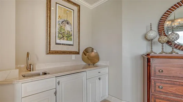 $4,295,000 | 464 Golden Gate Point, Unit 702, Sarasota, FL 34236