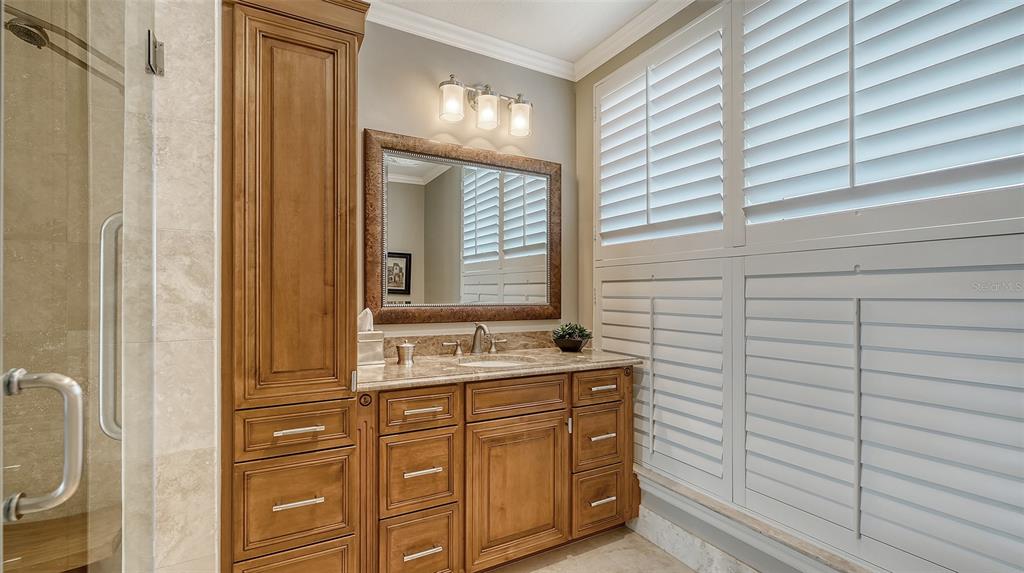 464 Golden Gate Point, Unit 702 Sarasota, FL 34236 - Photo 25 of 55