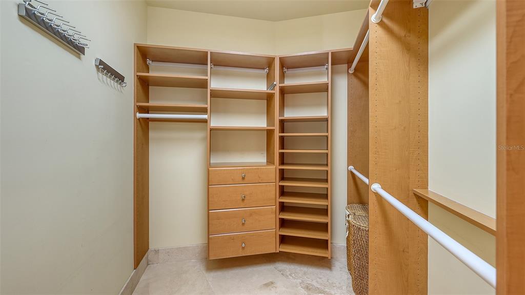 464 Golden Gate Point, Unit 702 Sarasota, FL 34236 - Photo 27 of 55