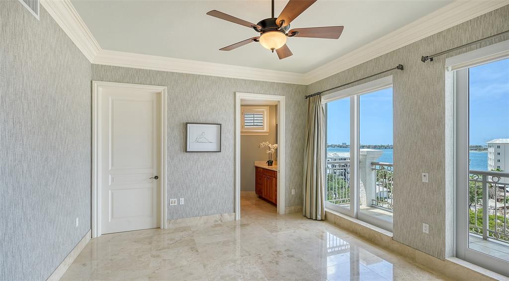 464 Golden Gate Point, Unit 702 Sarasota, FL 34236 - Photo 32 of 55