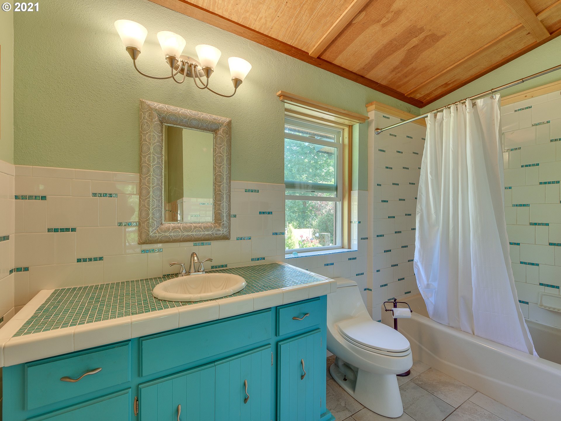 52087 McKay Road Scappoose, OR 97056 - Photo 12 of 32 Gallery Image 12