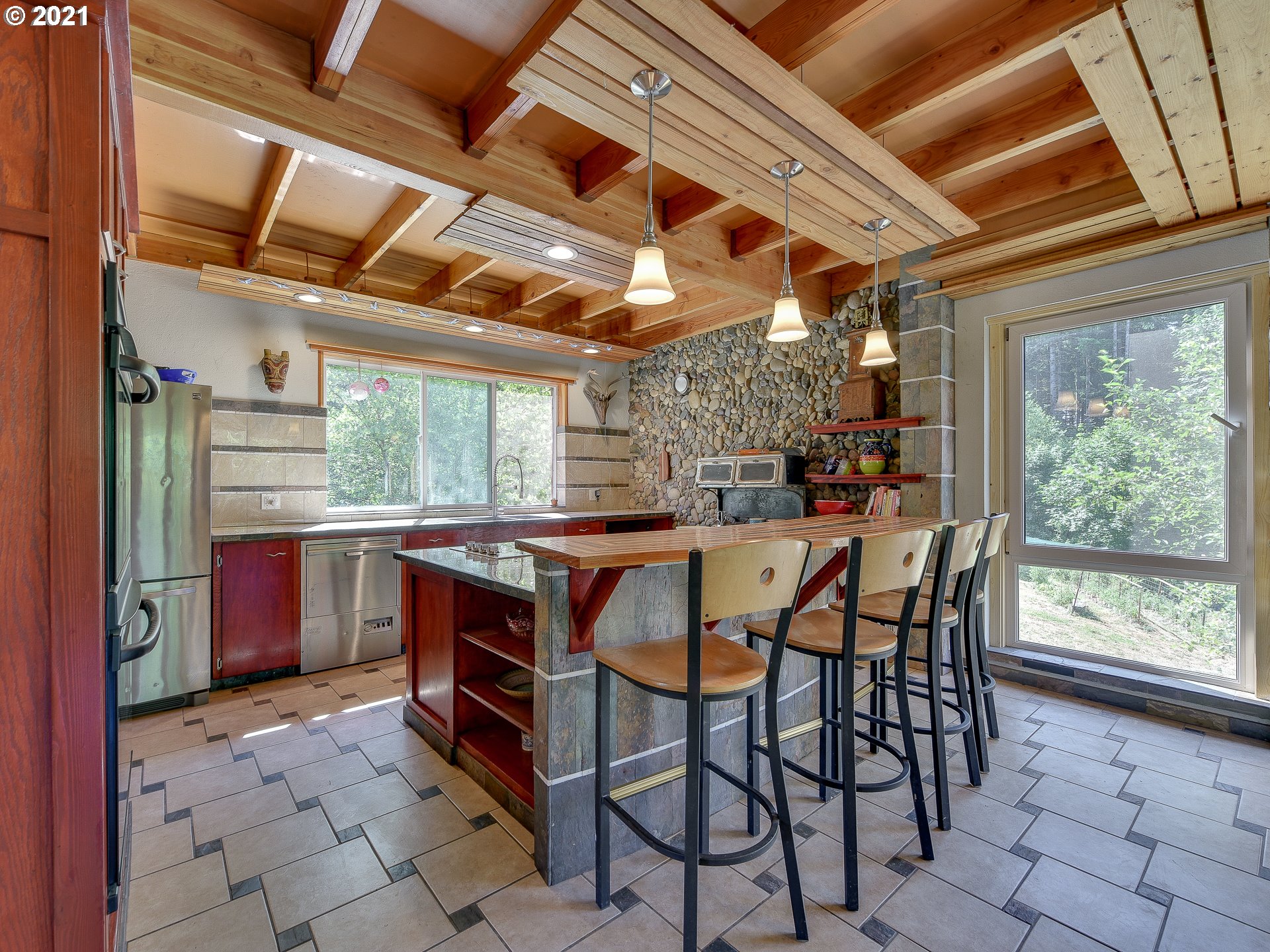 52087 McKay Road Scappoose, OR 97056 - Photo 6 of 32 Gallery Image 6