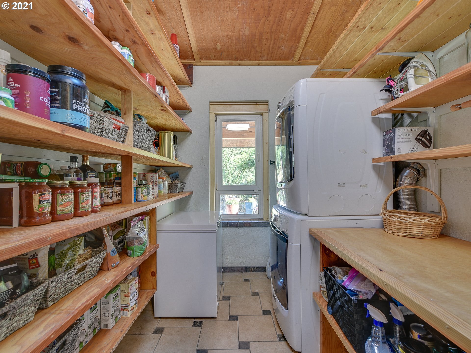 52087 McKay Road Scappoose, OR 97056 - Photo 9 of 32 Gallery Image 9