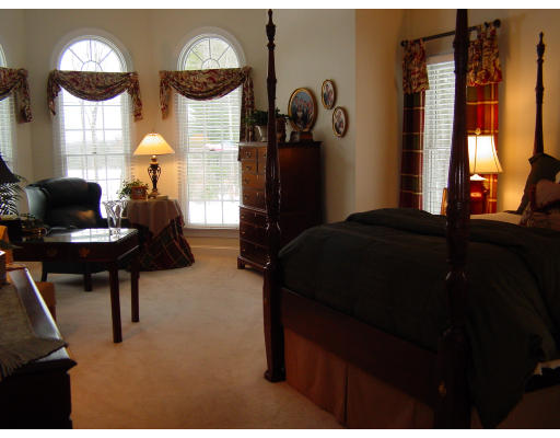 8 Sandy Ridge Road Sterling, MA 01564 - Photo 12 of 30 Gallery Image 12