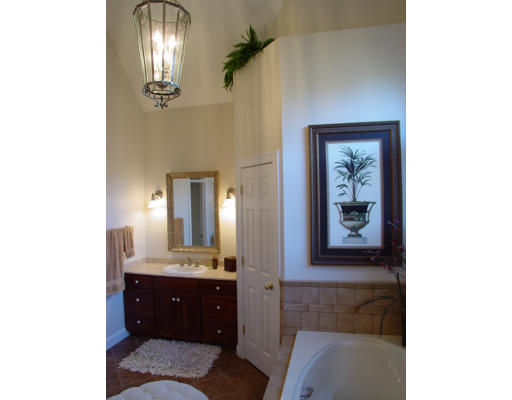 8 Sandy Ridge Road Sterling, MA 01564 - Photo 16 of 30 Gallery Image 16