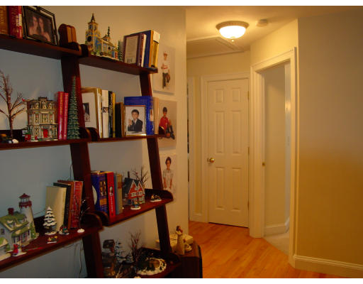 8 Sandy Ridge Road Sterling, MA 01564 - Photo 17 of 30 Gallery Image 17