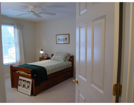 8 Sandy Ridge Road Sterling, MA 01564 - Photo 21 of 30 Gallery Image 21