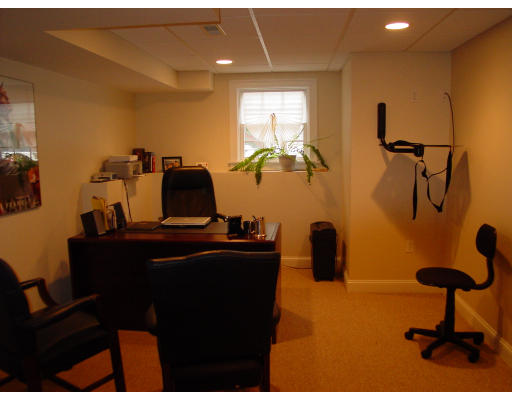8 Sandy Ridge Road Sterling, MA 01564 - Photo 22 of 30 Gallery Image 22