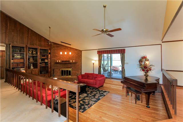 616 Fairway Trail Springfield, TN 37172 - Photo 3 of 20 Gallery Image 3