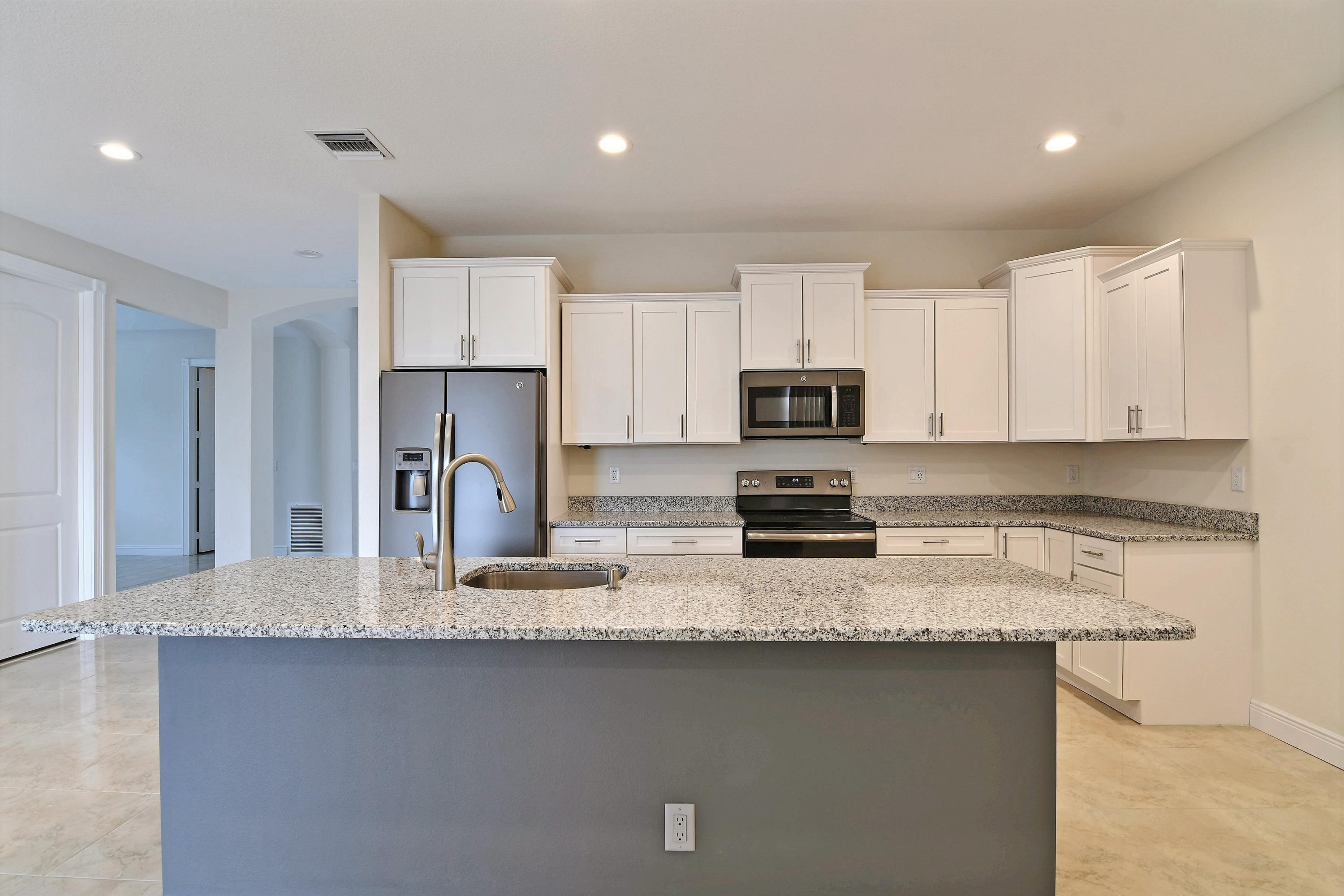 2326 Southwest Neal Road Port St. Lucie, FL 34953 - Photo 16 of 36 Image028