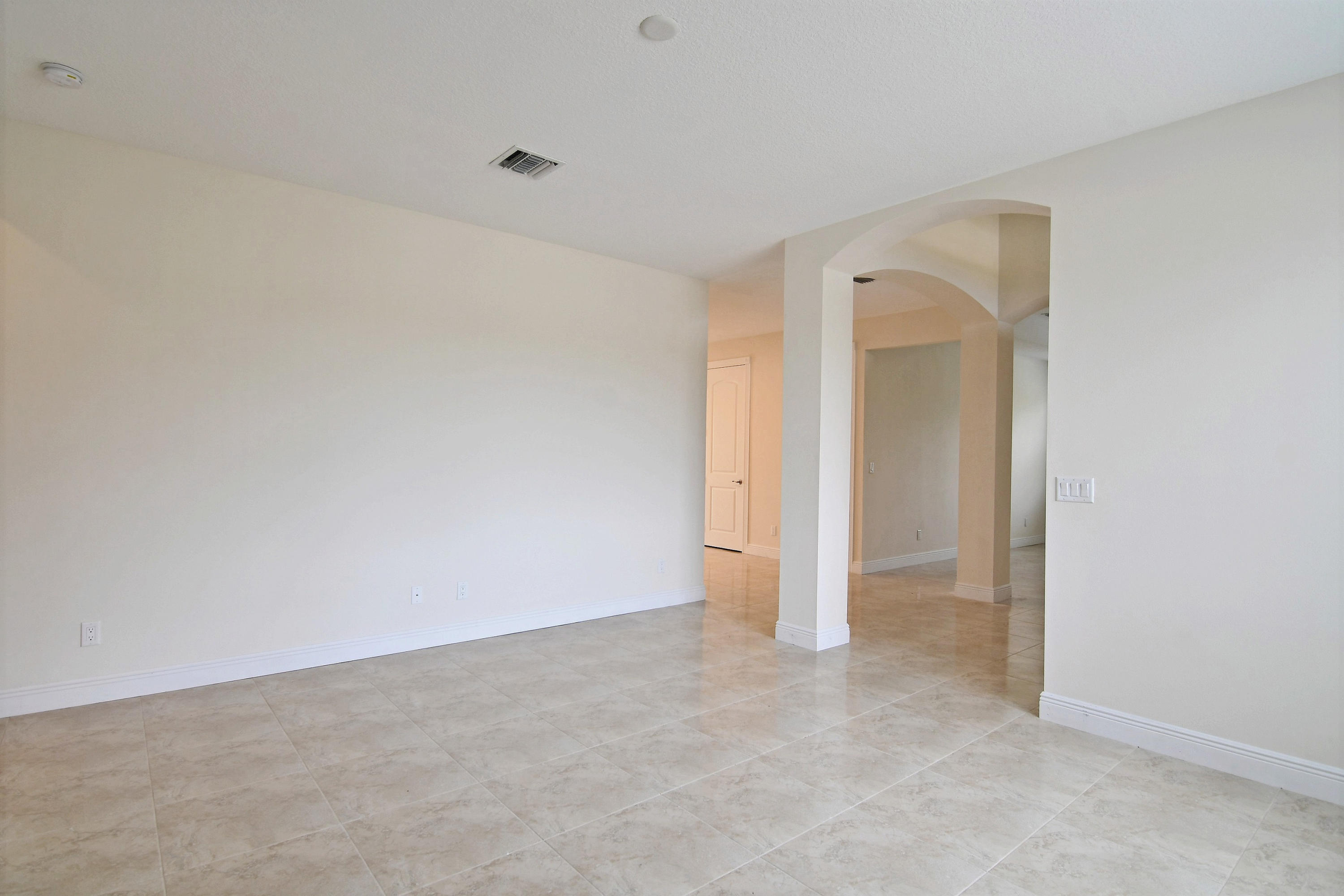 2326 Southwest Neal Road Port St. Lucie, FL 34953 - Photo 9 of 36 Image033