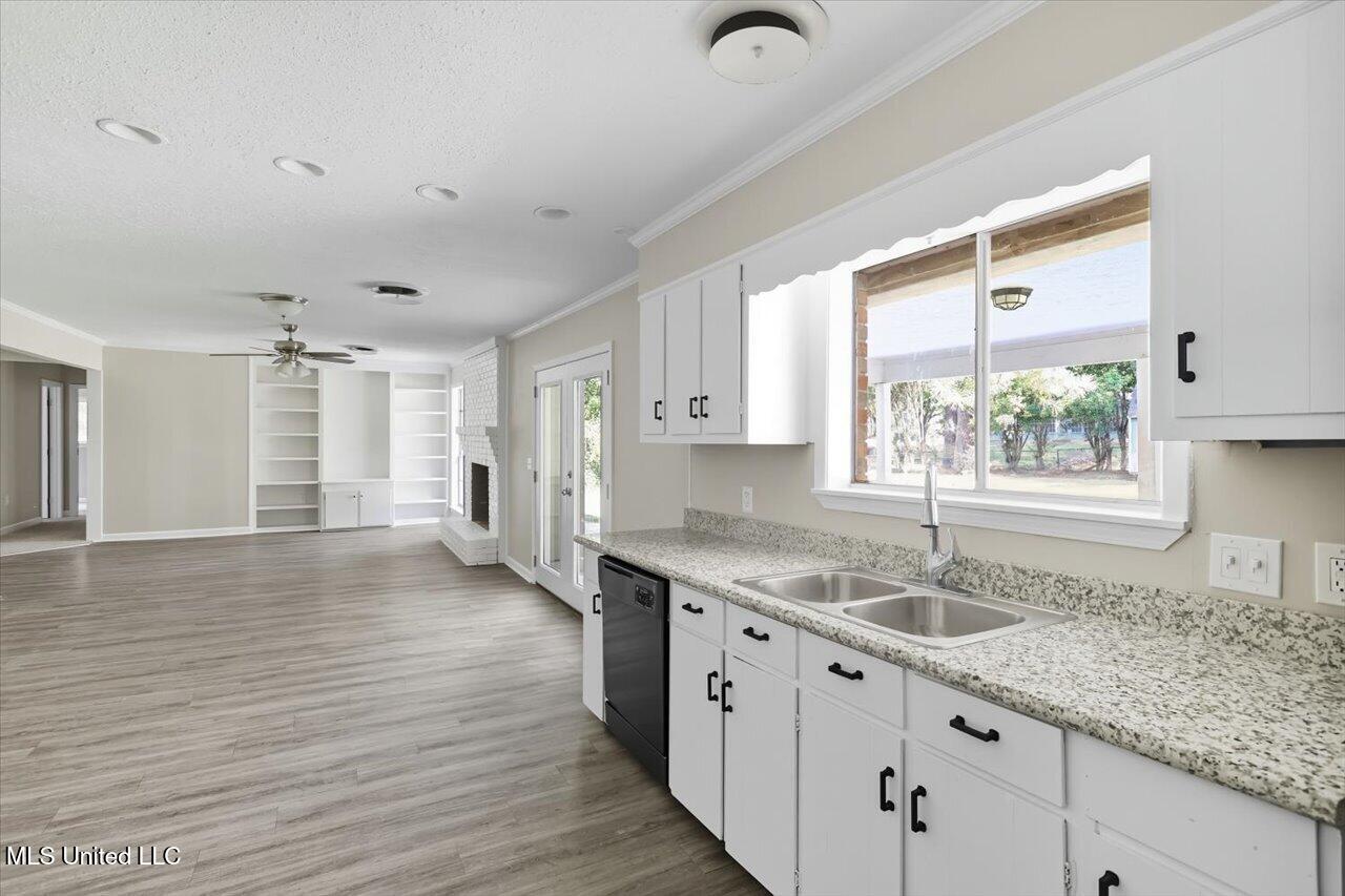 1203 Rockingham Drive Clinton, MS 39056 - Photo 16 of 35 16-1203 Rockingham Dr _ Home Tours MS