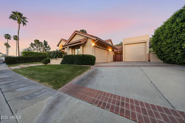 $1,225,000 | 15023 North 15th Avenue, Phoenix, AZ 85023