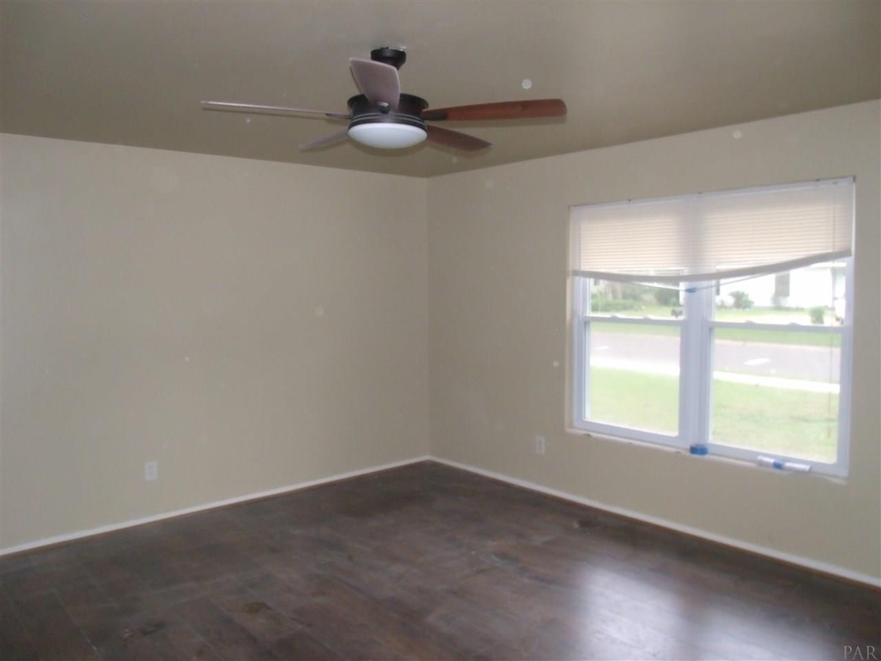 905 East Montclair Road Pensacola, FL 32505 - Photo 4 of 20 Gallery Image 4