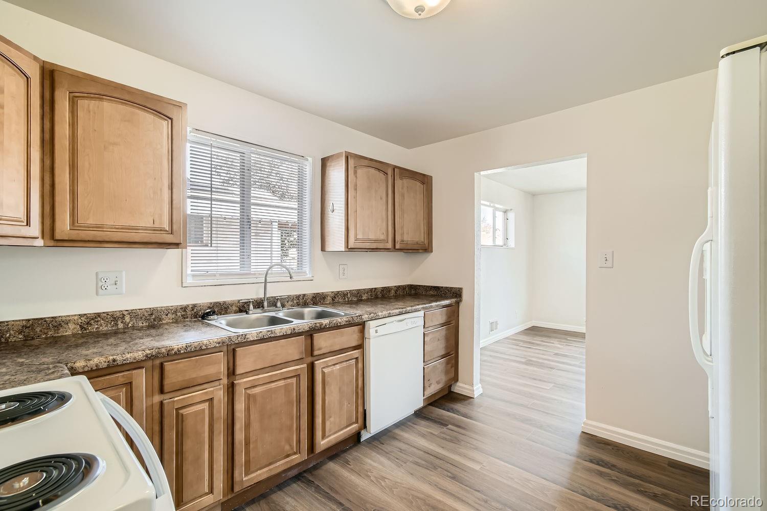 7041 Ruth Way Denver, CO 80221 - Photo 11 of 28 Gallery Image 11