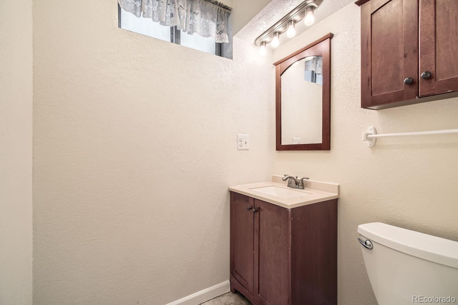 7041 Ruth Way Denver, CO 80221 - Photo 22 of 28 Gallery Image 22