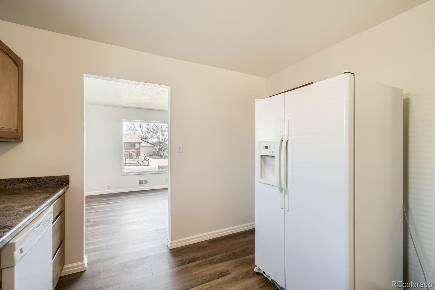 7041 Ruth Way Denver, CO 80221 - Photo 10 of 28 Gallery Image 10