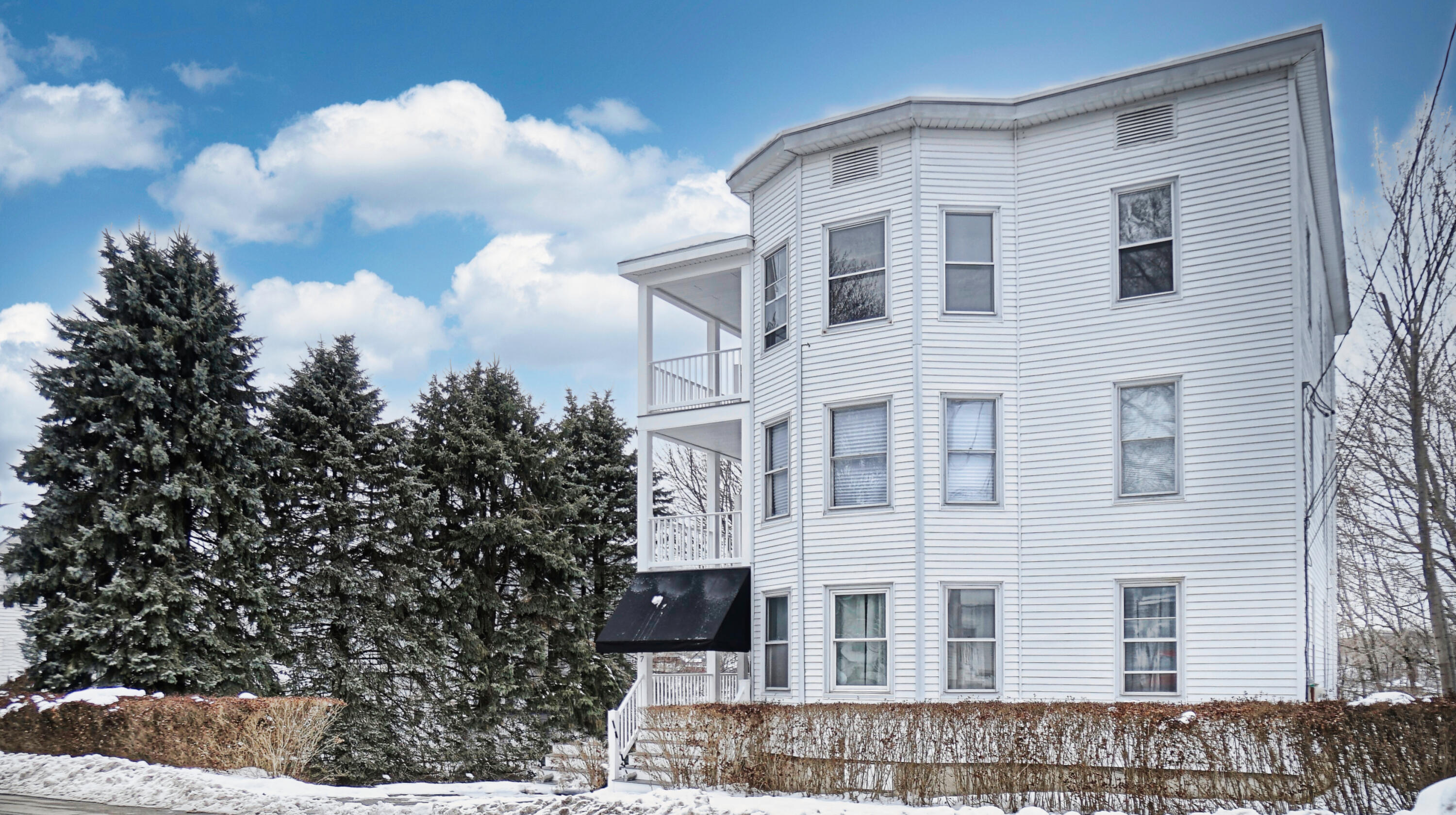 147 Cleaves Street, Unit 3 Biddeford, ME 04005 - Photo 7 of 45 DSC09023