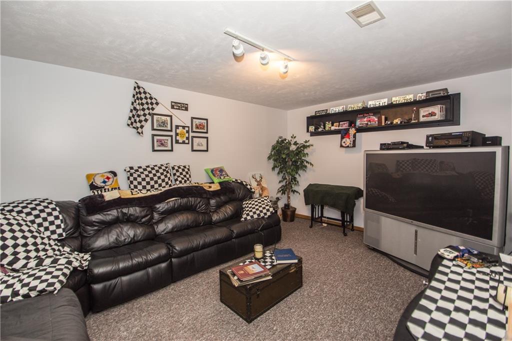 259 Lindey Road Slippery Rock, PA 16057 - Photo 16 of 25 Gallery Image 16