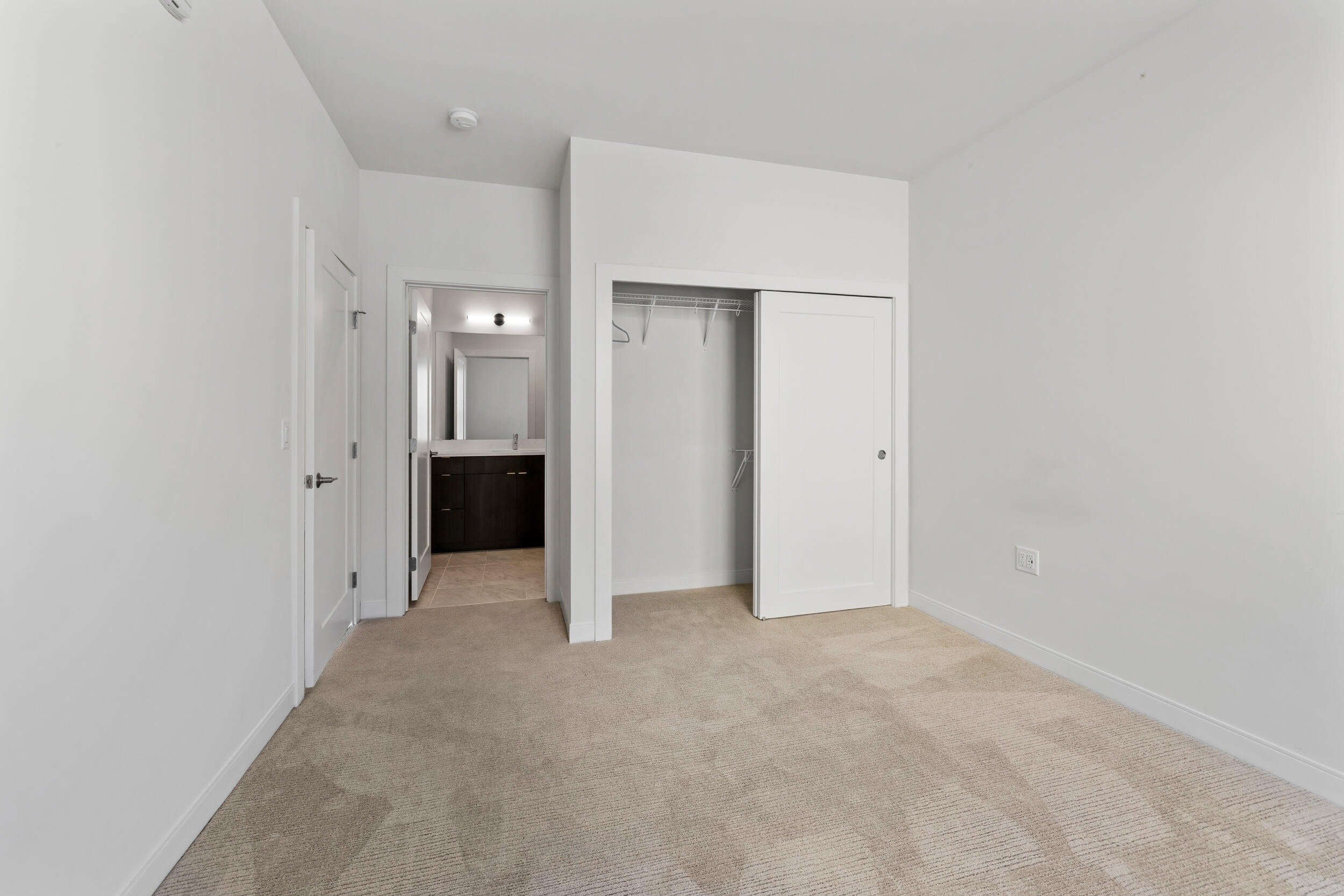 5945 6th Avenue, Unit 219 Kenosha, WI 53140 - Photo 11 of 27 IMG_0251