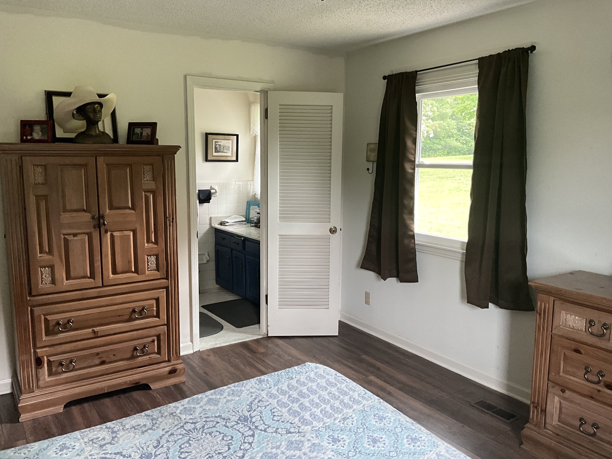 5247 Stacy Springs Road Springfield, TN 37172 - Photo 14 of 29 a view of a entryway door of the house