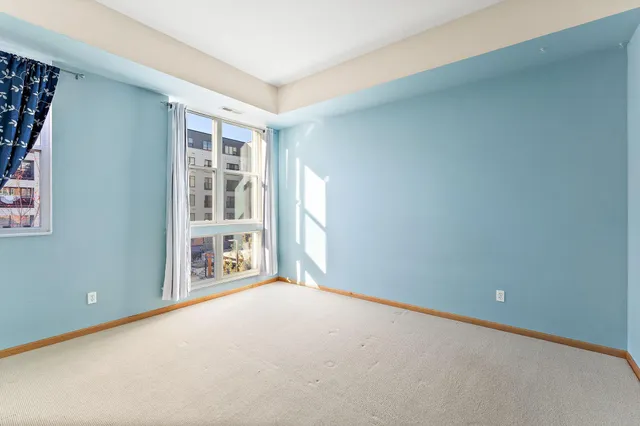 $1,885 | 2650 University Avenue West, Unit 318, St. Paul, MN 55114