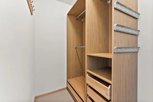 $1,885 | 2650 University Avenue West, Unit 318, St. Paul, MN 55114