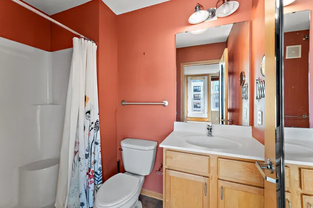 $1,885 | 2650 University Avenue West, Unit 318, St. Paul, MN 55114