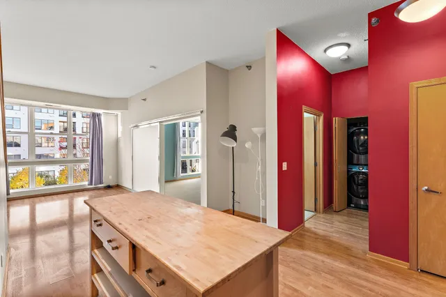 $1,885 | 2650 University Avenue West, Unit 318, St. Paul, MN 55114