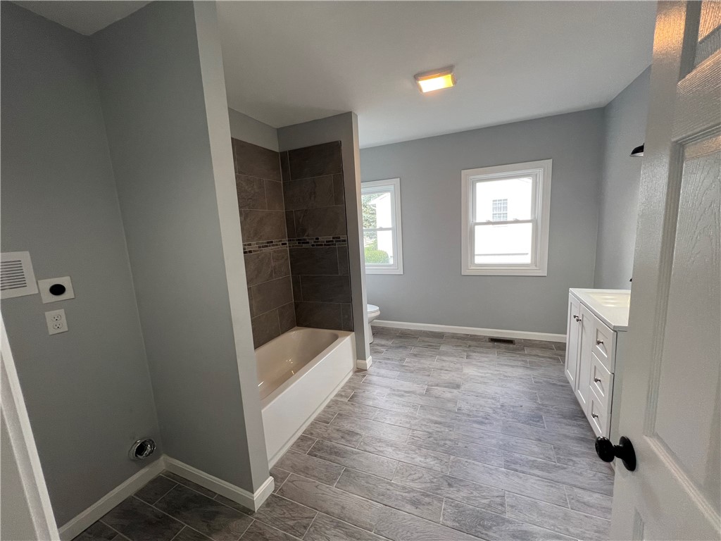 203 River Road Lincoln, RI 02865 - Photo 4 of 20