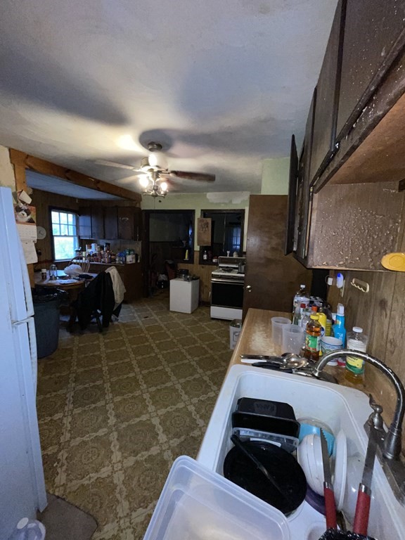 96-98 Wait Street Springfield, MA 01104 - Photo 5 of 12